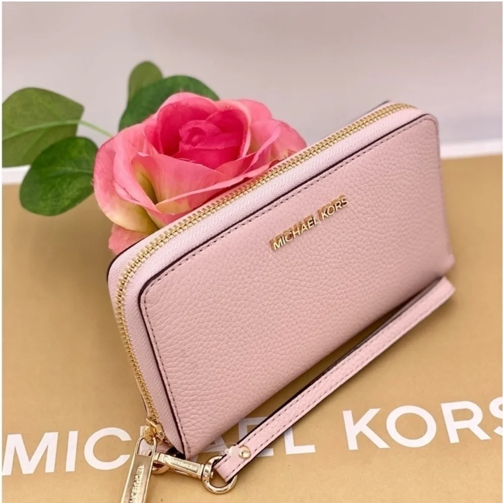 Michael Kors Jet Set Travel Wallet Phone Case Wristlet Pink New